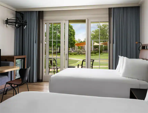 Lost Pines Room hotel